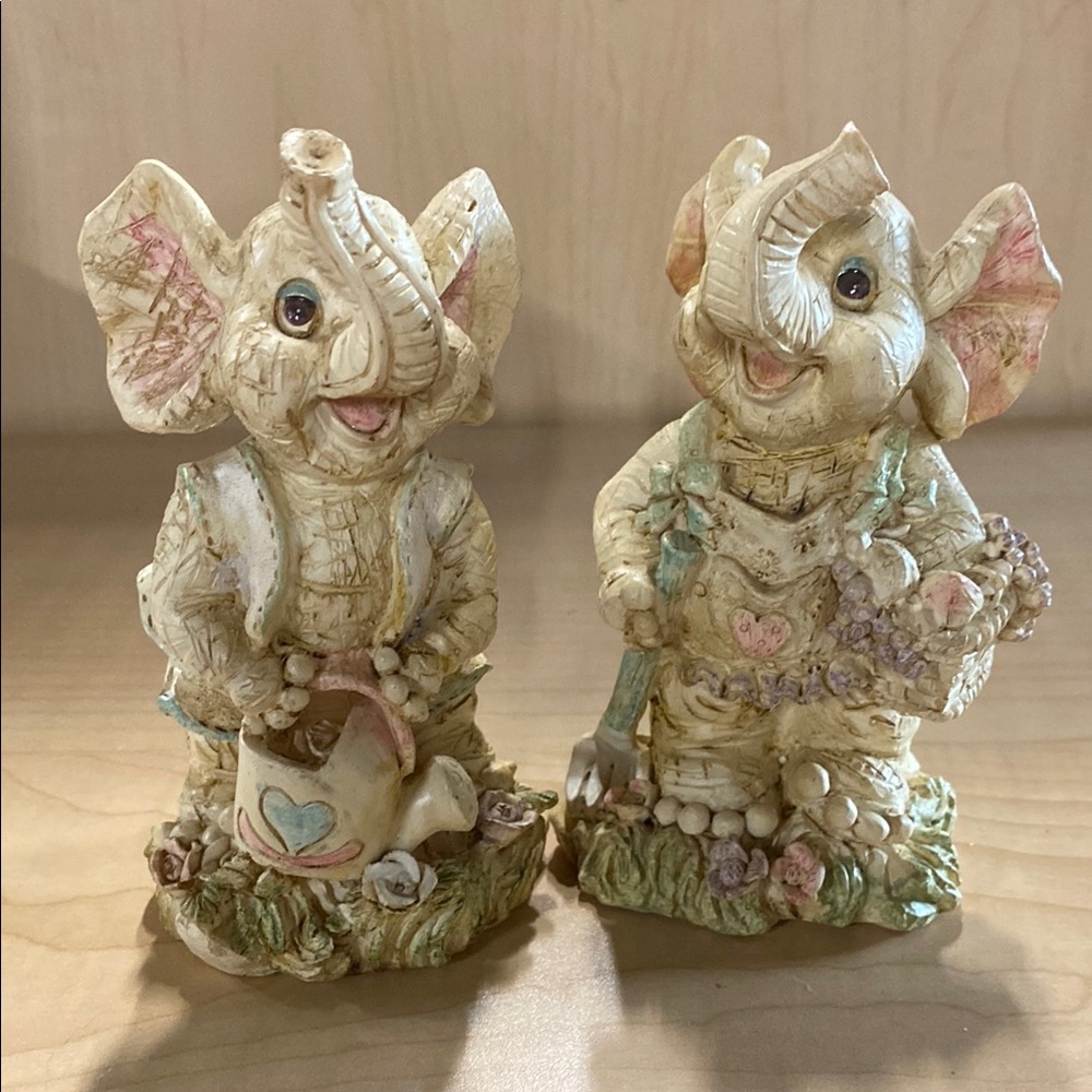 Vintage Elephant Figurines